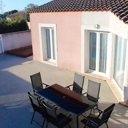 Holiday home Maison Sur Les Hauteurs De
