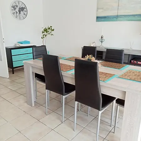 Holiday home Maison Sur Les Hauteurs De