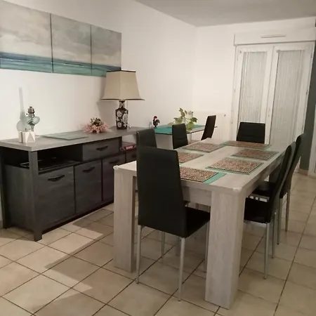 Maison Sur Les Hauteurs De Carcassonne